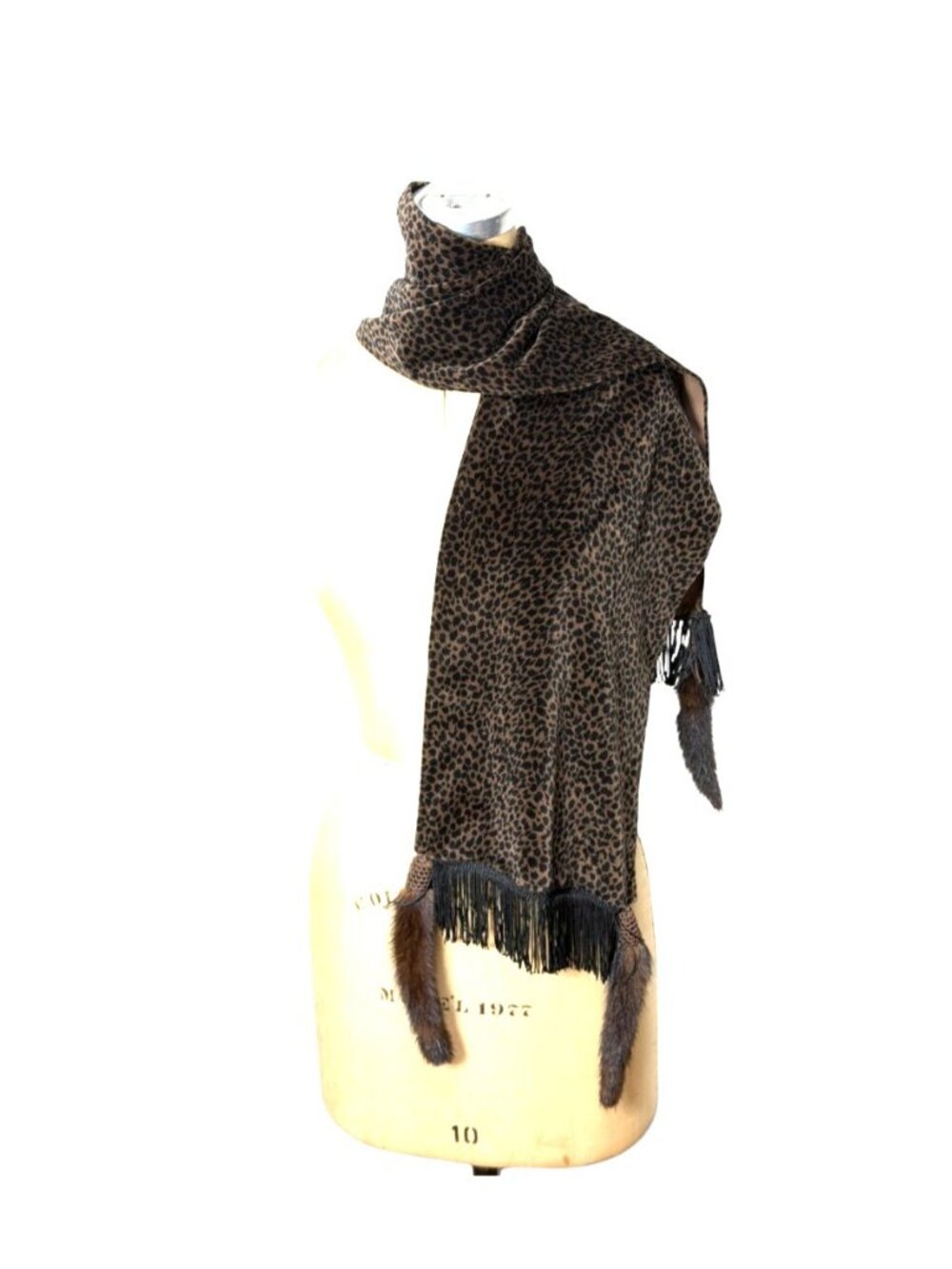 Vintage 1980s leopard print velvet stole wrap with fringe and mink tails - Picture 4 of 7
